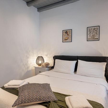 Caper-2 Bedroom Traditional Home With Amazing View Naousa  Bagian luar foto