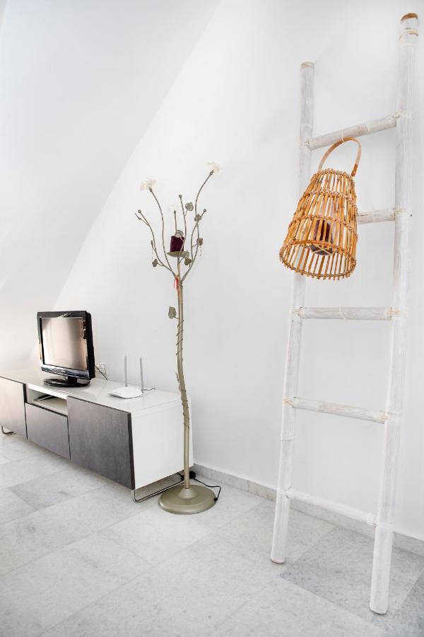 Caper-2 Bedroom Traditional Home With Amazing View Naousa  Bagian luar foto